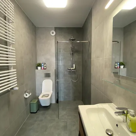 Top Floor 2 Bedroom Narwik Bemowo