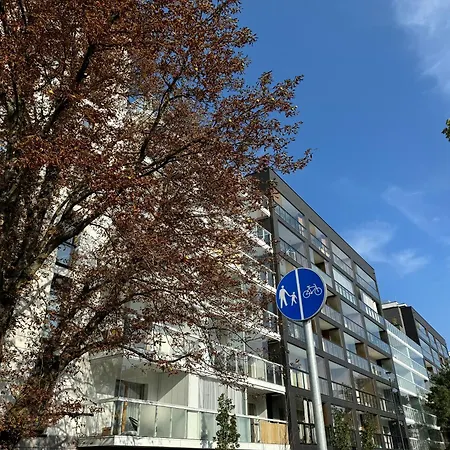 Top Floor 2 Bedroom Narwik Bemowo アパート ワルシャワ